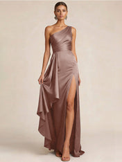 Sleek Foraml Evening Gown Midnight Navy One-Shoulder Satin Slit Maxi Dress