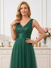 Elegant Dark Green V-Neck Tulle A-Line Gown with Sequin Vine Bodice and Satin Sash Mother of the Bride Dress