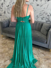 Emerald Green A-Line Spaghetti Strap Pleated Long Formal Dress