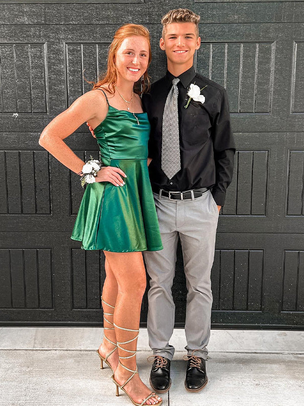 Dreamylily Women Emerald Green A-Line Square Neck Short Homecoming Dress