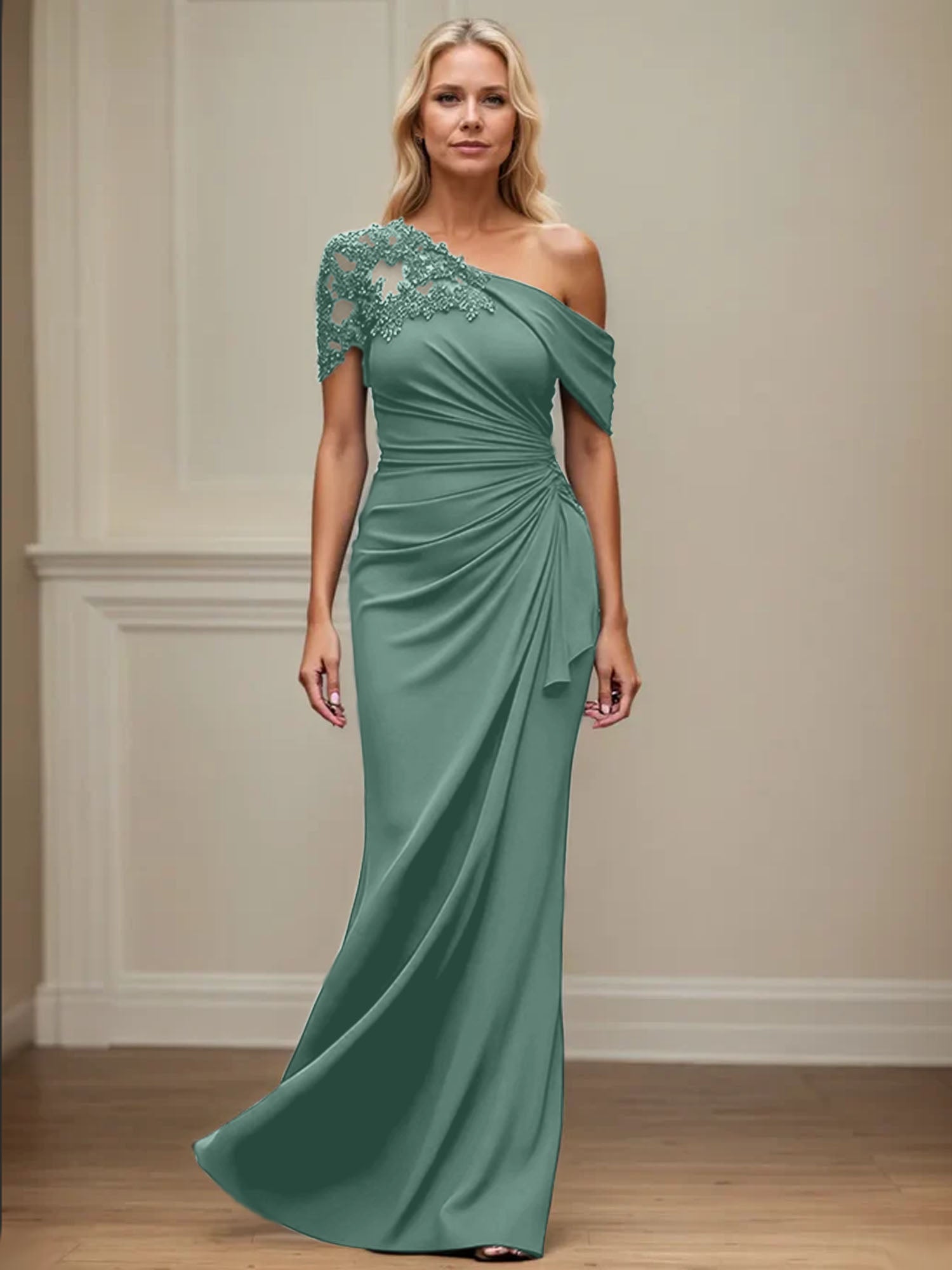 Trumpet/Mermaid Asymmetrical Mother of the Bride Dress with Appliques