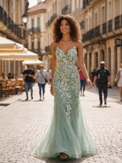 Glitter Sequins Mermaid V Neck Tulle Prom Dress with Appliqued