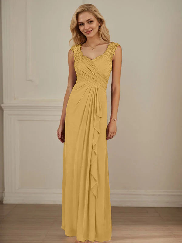 Robe en maille plissée champagne coupe trapèze avec décolleté en cœur 