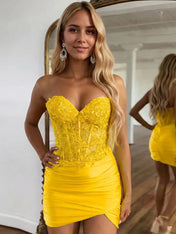 Sparkly Sequins Sweetheart Bodycon Homecoming Dress
