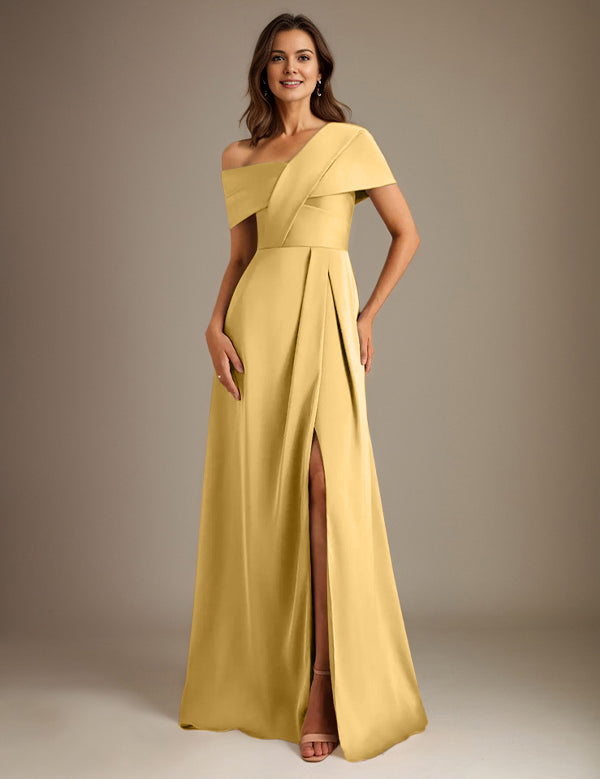 Robe de mère de la mariée en satin, coupe trapèze, décolleté asymétrique, longueur au sol, avec plis 
