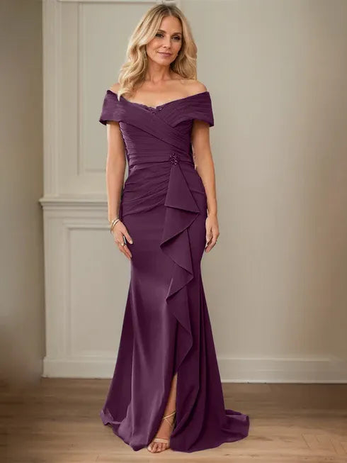 Column V-Neck Illusion Floor-Length Lace Chiffon Mother of the Bride Dress With Pleated Sequins