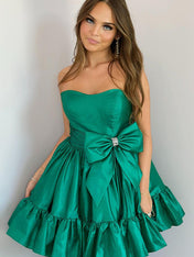 Green A-Line Strapless Short Satin Homecoming Dress With Bowknot