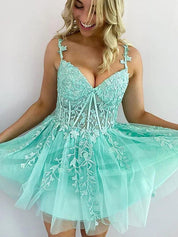 Green A-Line Zipper Back Homecoming Dress With Appliques