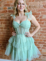 Green Sweetheart Bow Straps Tulle A-Line Tiered Short Homecoming Dress