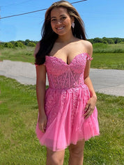 Hot Pink A-line Lace Appliques Short Homecoming Dress