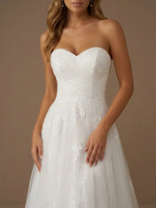 Sweetheart Lace Applique Tulle A-Line Wedding Gown with Sequin