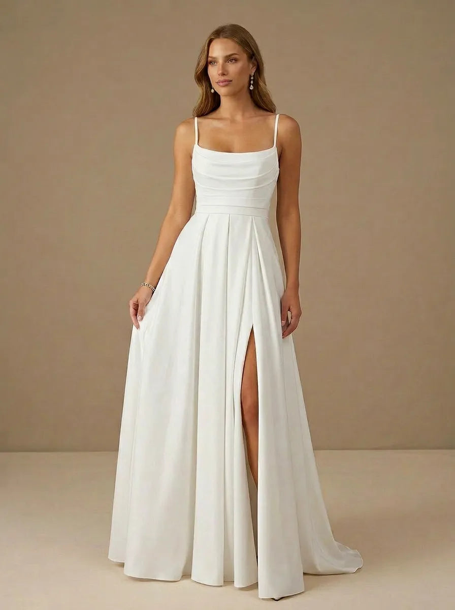Brautkleid aus Satin mit eckigem Ausschnitt, Spaghettiträgern, hohem Schlitz und Falten