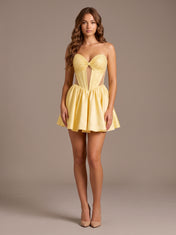 Strapless Sweetheart Beaded Short Homecoming Dresses with Corset Back A-Line Mini Skirt