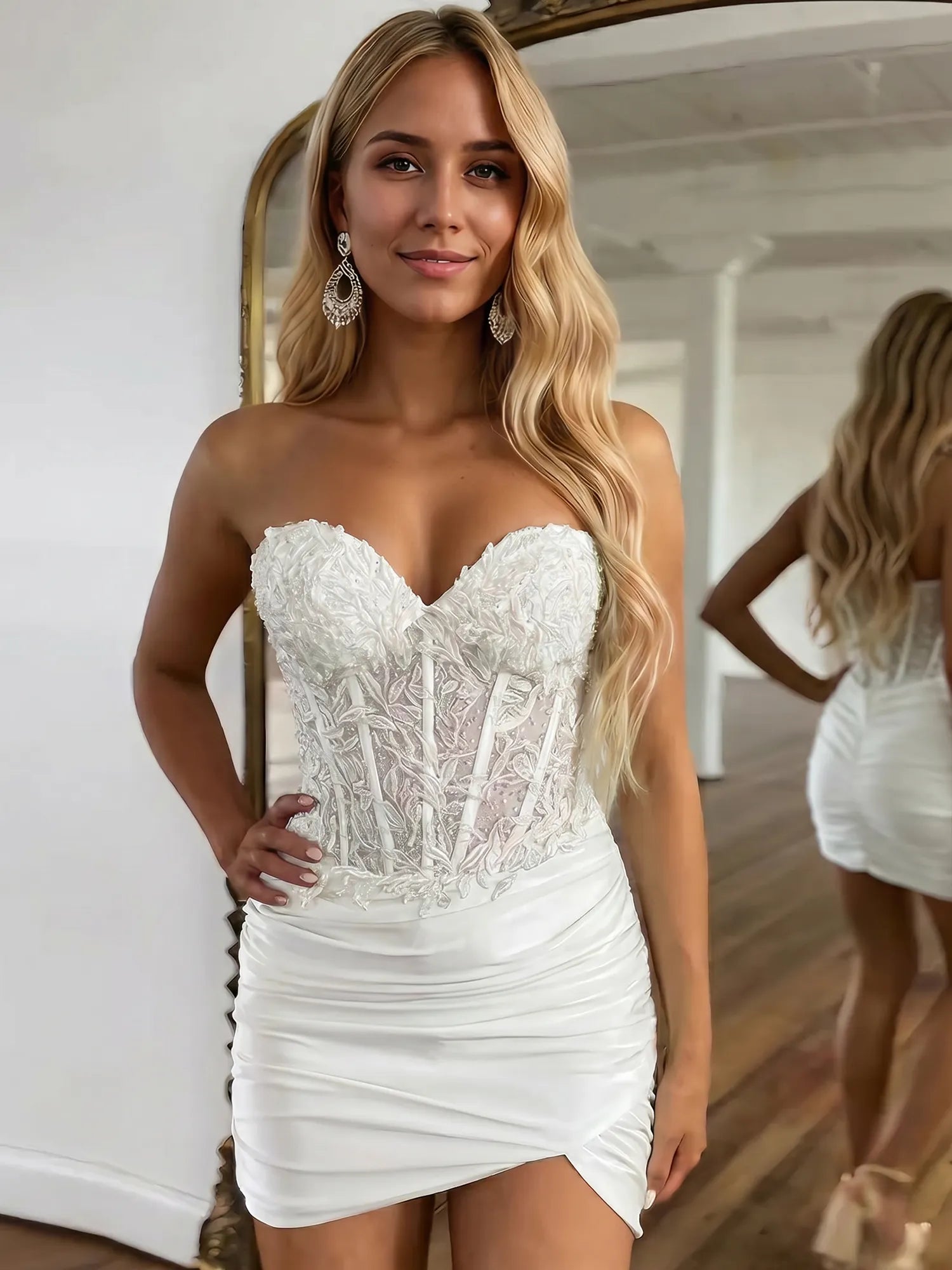 Sparkly Sequins Sweetheart Bodycon Homecoming Dress