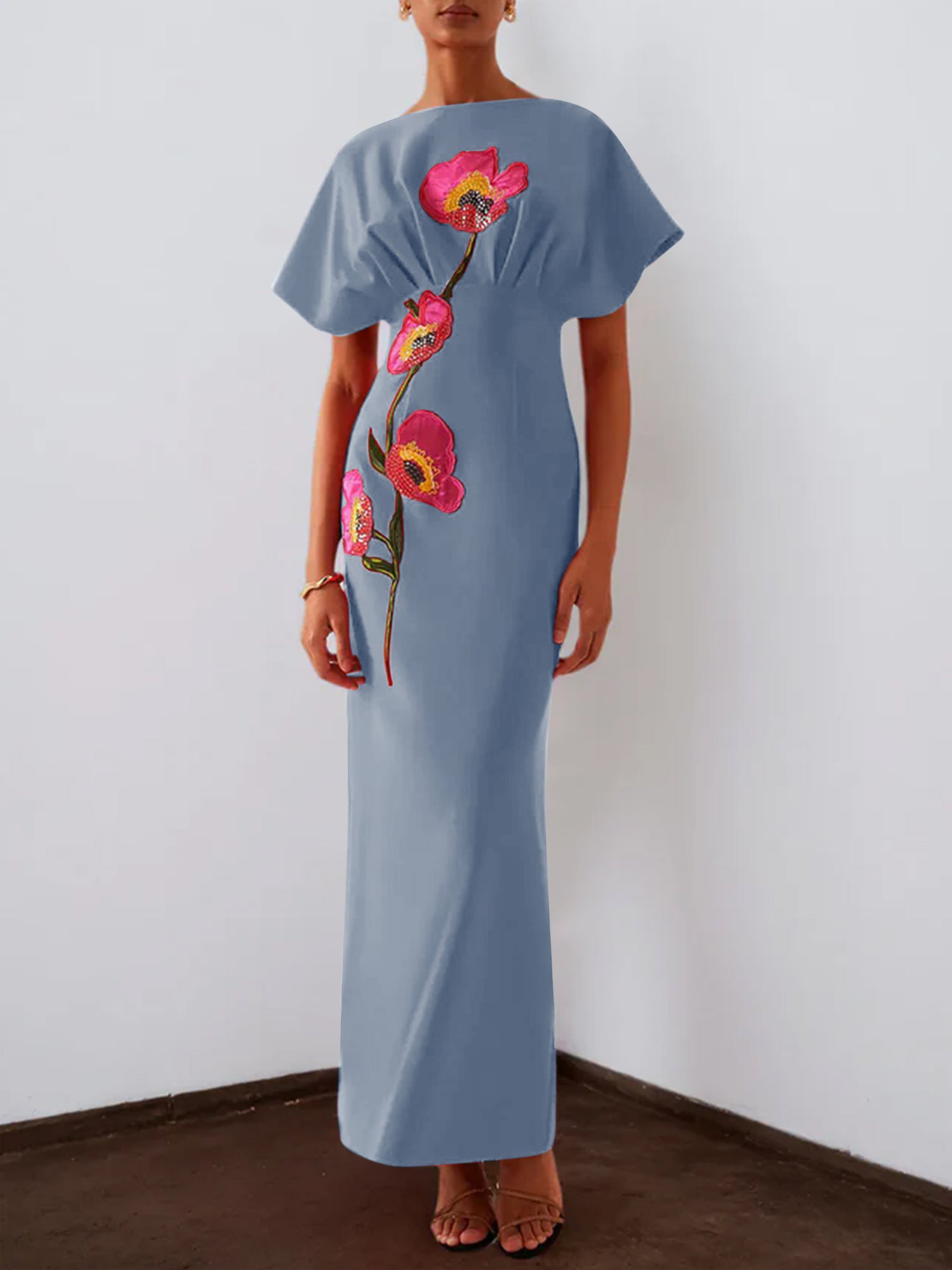 Red 3D Floral Appliqué Boat Neck Short Sleeve Backless Sheath Maxi Dress