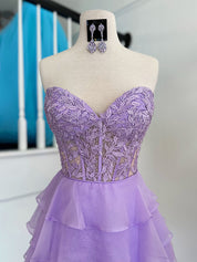 Lilac A-Line Sweetheart Short Tiered Lace Top Homecoming Dress
