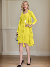 Sheath/Column Sweetheart Knee-Length Chiffon Mother of the Bride Dress With Beading Appliques Lace Sequins Pleated