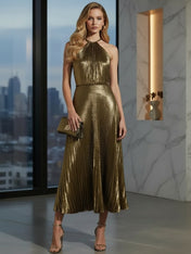 Luxurious Champagne-Gold Pleated Halter Midi Prom Dress
