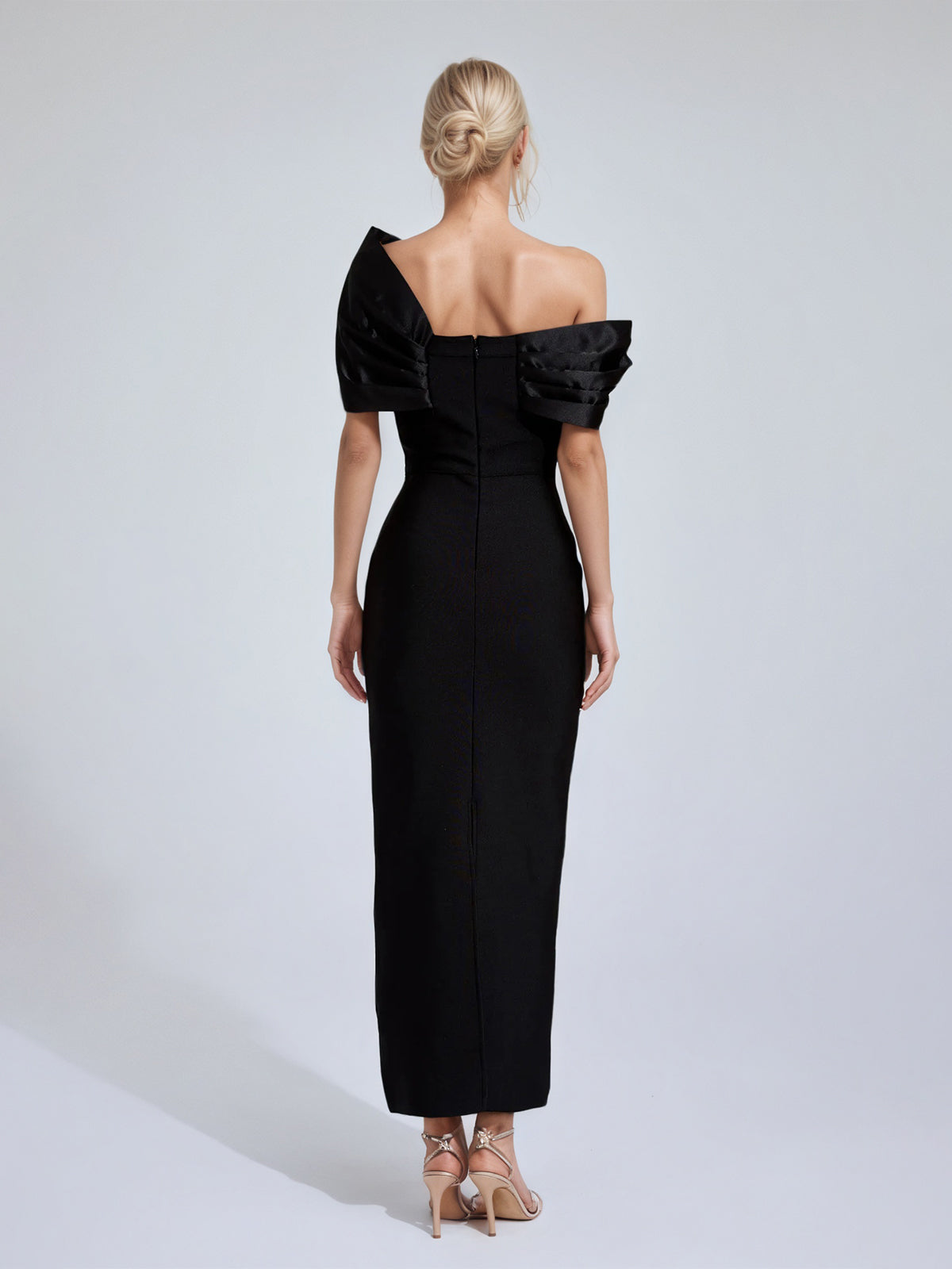 Robe de travail semi-formelle verte sans manches à volants, robe midi ajustée