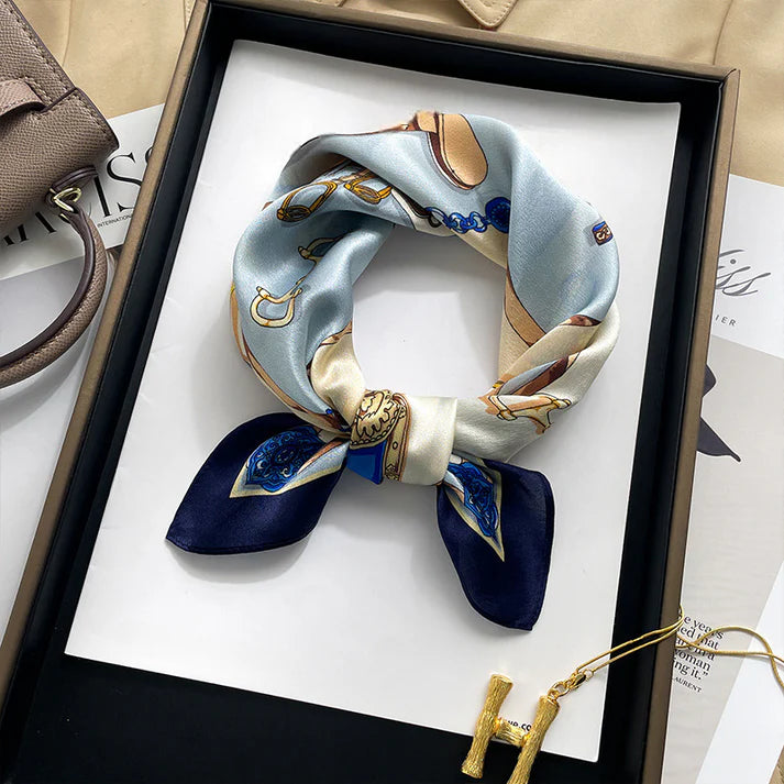 Sara Foulard (100% Silk - 53cm)