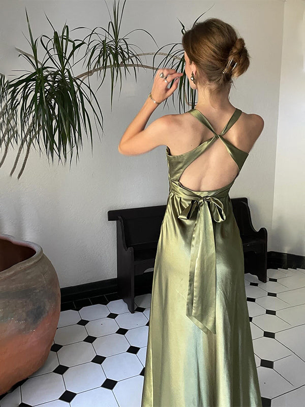 Oilve_Green_Chic_Sheath_Halter_Neck_Long_Prom_Party_Dress_with_Backless_Bowknot-1.jpg
