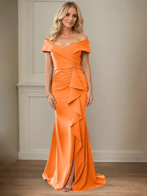 Column V-Neck Illusion Floor-Length Lace Chiffon Mother of the Bride Dress With Pleated Sequins