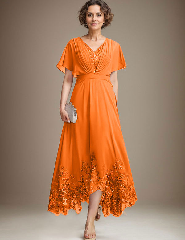 Robe de mère de la mariée asymétrique en mousseline de soie et dentelle, coupe trapèze, col en V, avec plis
