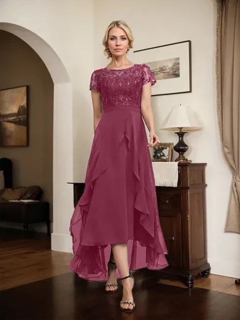 Robe de mère de la mariée asymétrique en mousseline de soie et dentelle, coupe trapèze, décolleté en V, avec nœud, volants et paillettes 