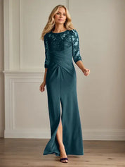 Robe fourreau en crêpe extensible prune pour mère de la mariée 