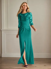 Robe fourreau en crêpe extensible prune pour mère de la mariée 