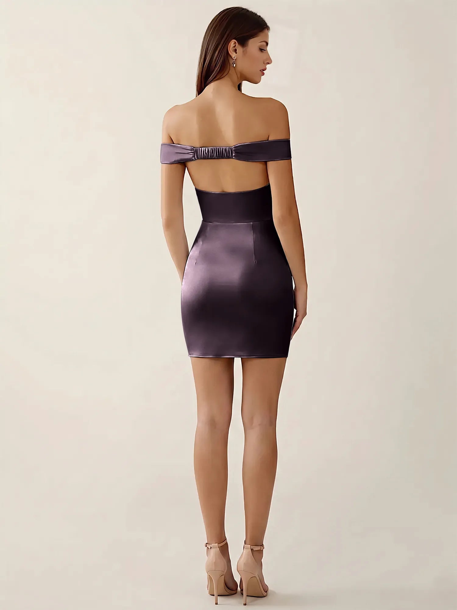 Plum-95_7fb56a51-cdd9-4579-86dd-daacbb16dbb7.webp