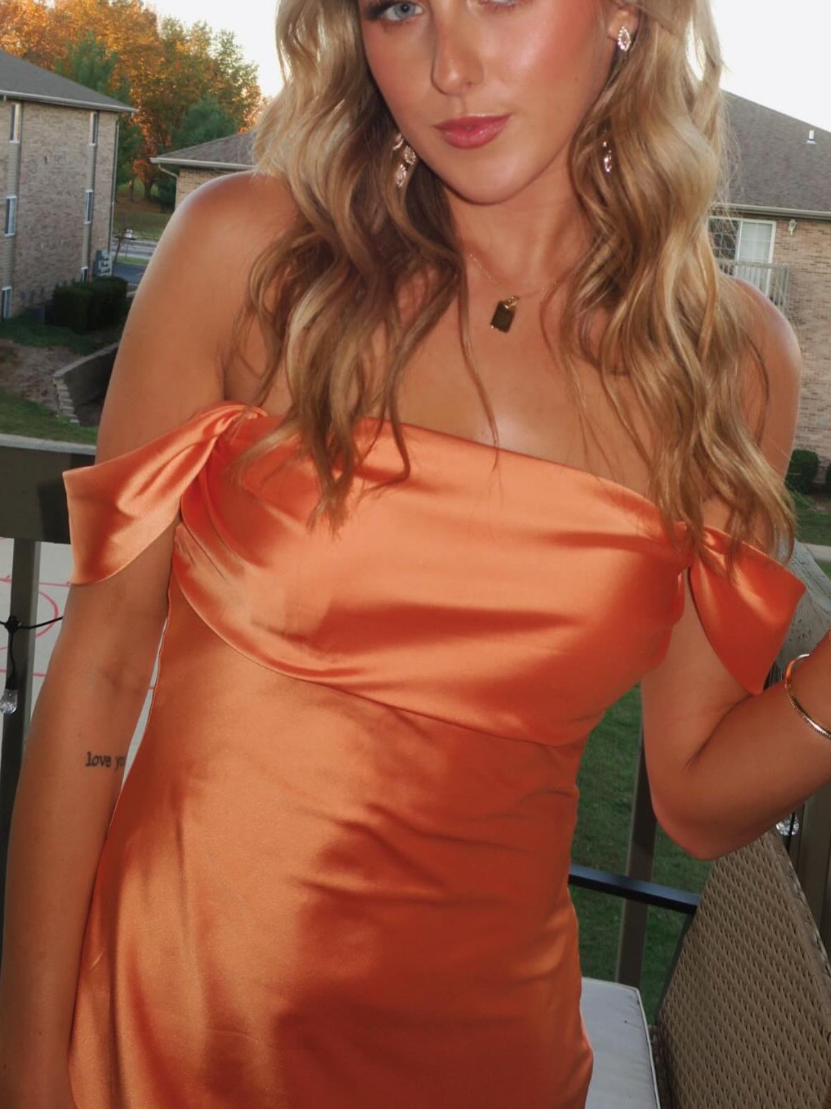 Popular Orange Off-shoulder Homecoming Dresses To Impress