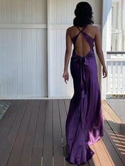 Green Chic Sheath Halter Neck Long Prom Party Dress with Backless Bowknot
