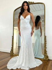 Radiant Yellow Pearl Embellished V-Neck Prom Dresses