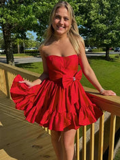 Red A-Line Strapless Short Satin Homecoming Dress With Bowknot