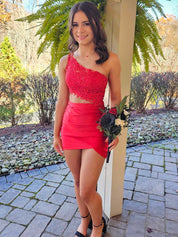 Red Bodycon One Shoulder Satin Tight Homecoming Dress with Appliques