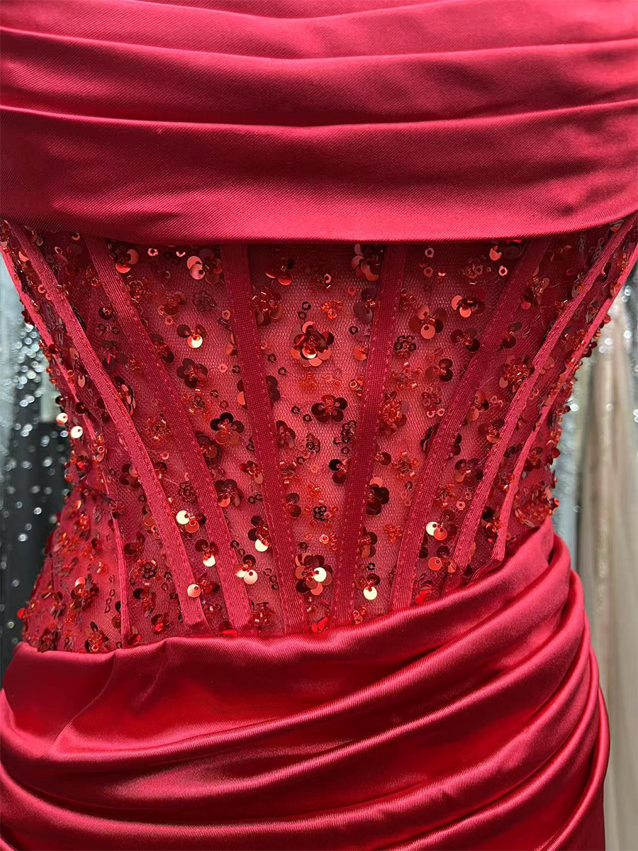Red Bodycon Satin Short Homecoming Dress with Appliqeus