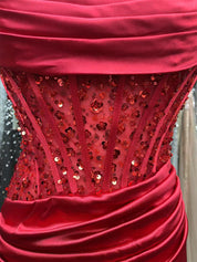 Red Bodycon Satin Short Homecoming Dress with Appliqeus
