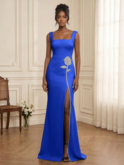 Formal Evening Dress Glamorous Black Square-Neck Crystal Rose Slit Gown