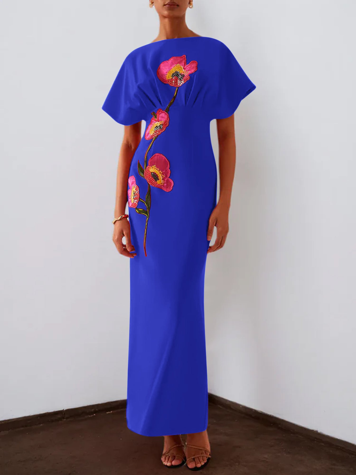 Red 3D Floral Appliqué Boat Neck Short Sleeve Backless Sheath Maxi Dress