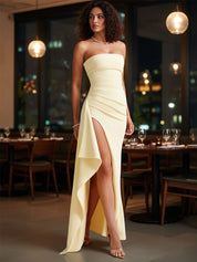 Sheath/Column Strapless Pleated Ruffle Bridesmaid Dresses with Slit