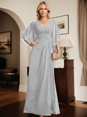 Robe de mère de la mariée fourreau/colonne, col en V, longueur au sol, en mousseline, avec paillettes plissées et perles 