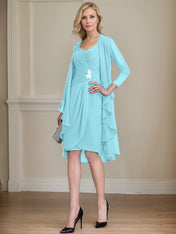 Sheath/Column Sweetheart Knee-Length Chiffon Mother of the Bride Dress With Beading Appliques Lace Sequins Pleated