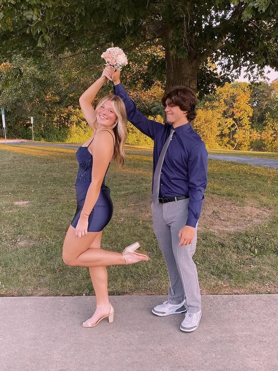 Spaghetti Straps Bodycon Satin Appliqeus Short Homecoming Dress