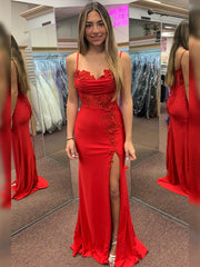 Red Mermaid Spaghetti Straps Appliqued Long Prom Dress with Slit