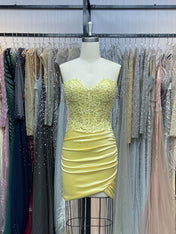 Sparkly Yellow Sequins Sweetheart Bodycon Homecoming Dress