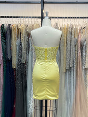 Sparkly Yellow Sequins Sweetheart Bodycon Homecoming Dress