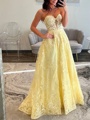 Strapless Sweetheart Lace Corset Prom Dress with Pockets