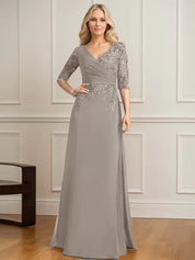 Robe de mère de la mariée trapèze, col en V, longueur au sol, en mousseline de soie et dentelle, avec sequins plissés 