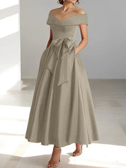 Robe de mère de la mariée coupe A-Line/Princesse, épaules dénudées, sans manches, longueur cheville, avec poches 